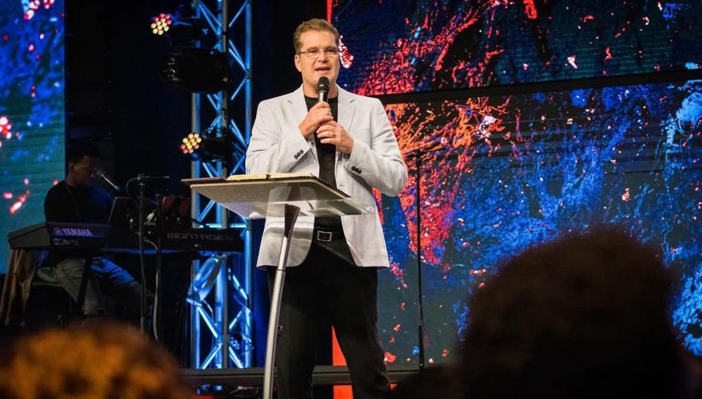Pastor Peter de Fin
